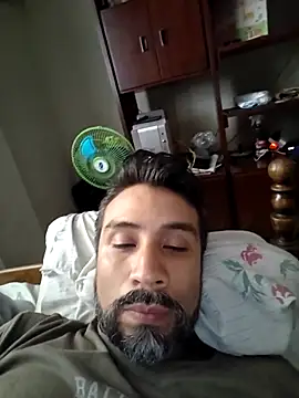 Snapshot of Mac50rus chatting on 11, 9, 2025 Mac50rus online show from 11, 9, 2025