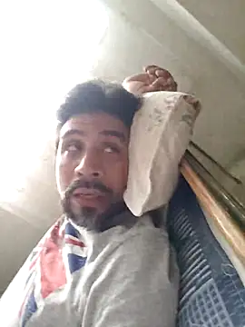 Snapshot of Mac50rus chatting on 25, 10, 2025 Mac50rus online show from 25, 10, 2025