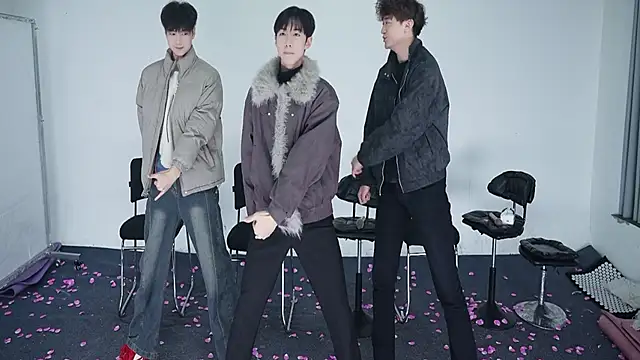 JL-sweetbaby1 online show from 15, 12, 2025