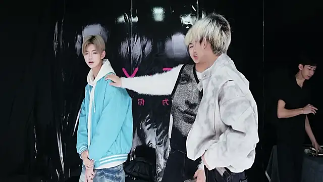 JL-sweetbaby1 online show from 8, 4, 2026