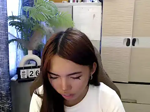 cutie milker online show from 27, 2, 2026