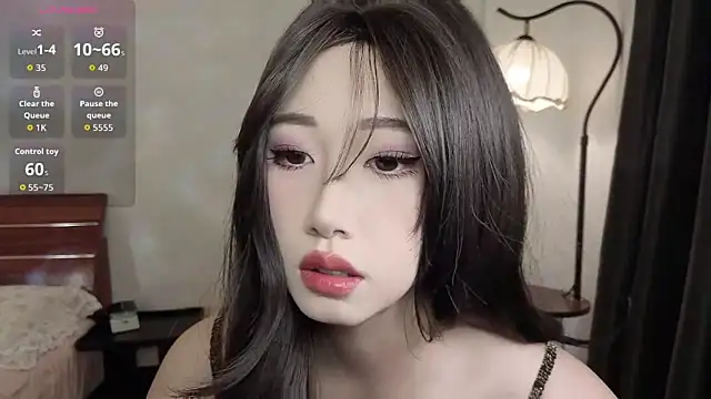 Snapshot of Boa0105 chatting on 28, 10, 2025 Boa0105 online show from 28, 10, 2025