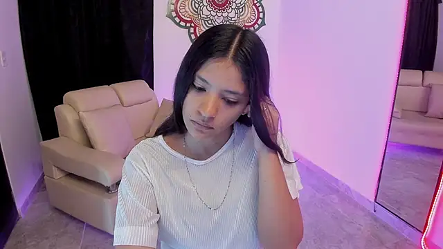 Candy fox 19 online show from 23, 3, 2026