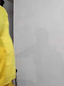 Hot-Pooja25 online show from 26, 3, 2026