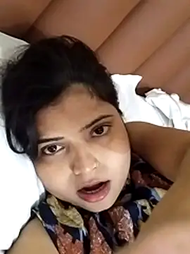 Hot-Pooja25 online show from 1, 4, 2026