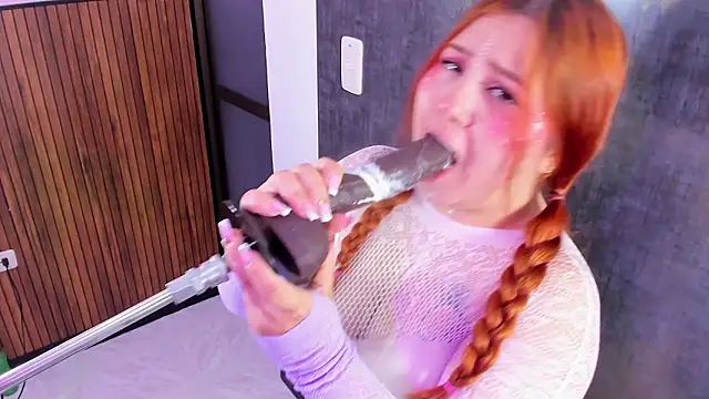 alana glasses online show from 14, 2, 2026