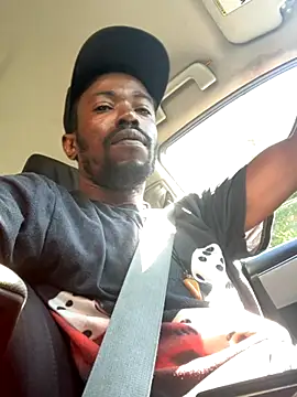 Snapshot of toy-boyluv chatting on 14, 9, 2025 toy-boyluv online show from 14, 9, 2025