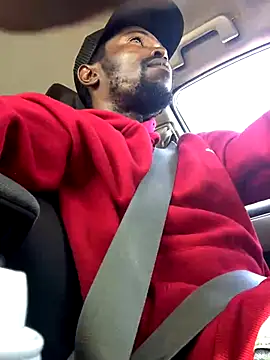 Snapshot of toy-boyluv chatting on 17, 9, 2025 toy-boyluv online show from 17, 9, 2025