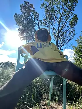 Snapshot of toy-boyluv chatting on 7, 10, 2025 toy-boyluv online show from 7, 10, 2025