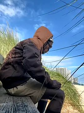 Snapshot of toy-boyluv chatting on 14, 10, 2025 toy-boyluv online show from 14, 10, 2025