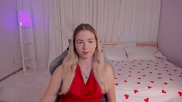 Susan Mimi online show from 8, 11, 2025