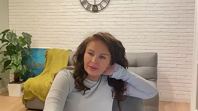 Snapshot of Avelinii chatting on 3, 7, 2026 Avelinii online show from 3, 7, 2026