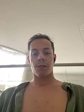 Snapshot of dimitryivanovv chatting on 10, 10, 2025 dimitryivanovv online show from 10, 10, 2025