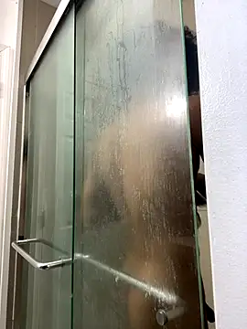 Snapshot of Cartyiii chatting on 14, 12, 2025 Cartyiii online show from 14, 12, 2025