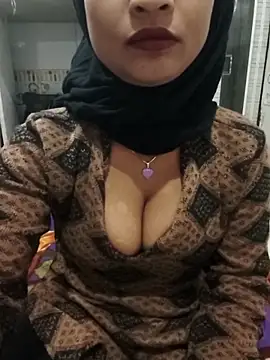 Itz Mayra  online show from 16, 11, 2025