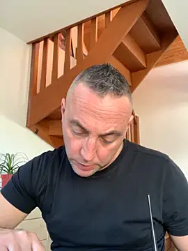 Marronglace1 online show from 4, 11, 2025