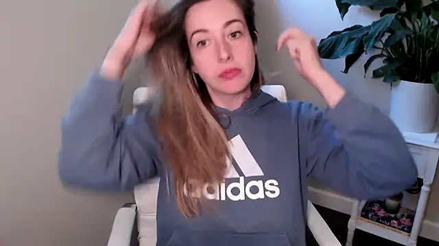 SuggestiveBehavior online show from 22, 9, 2025