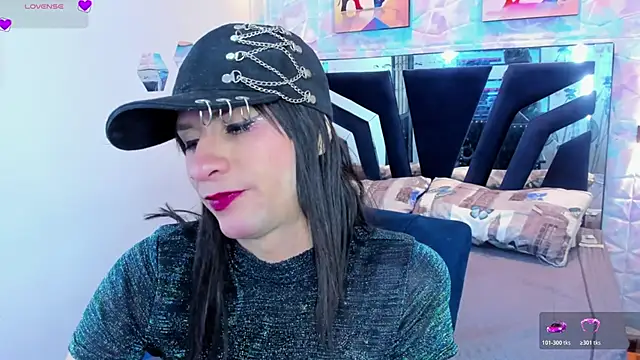 Charlotte Landry   online show from 5, 2, 2026