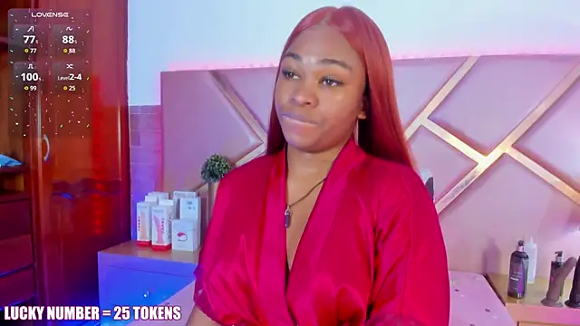 Snapshot of SophieSinclair chatting on 9, 2, 2026 SophieSinclair online show from 9, 2, 2026