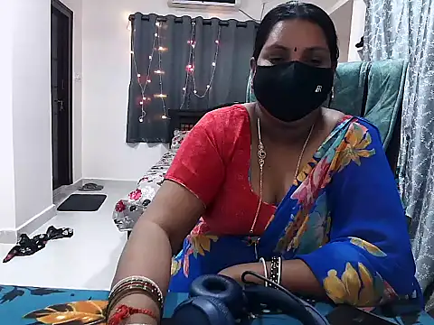 Snapshot of Nisha-telugu chatting on 19, 6, 2026 Nisha-telugu online show from 19, 6, 2026