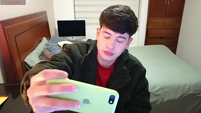 Snapshot of tightncuteass chatting on 18, 10, 2025 tightncuteass online show from 18, 10, 2025