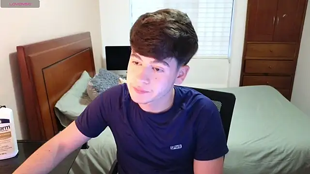 Snapshot of tightncuteass chatting on 18, 10, 2025 tightncuteass online show from 18, 10, 2025