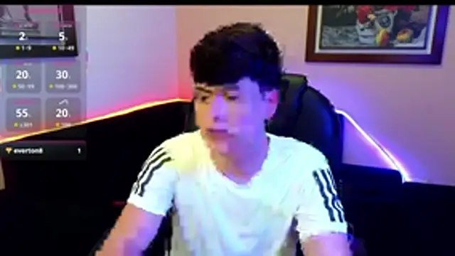 Snapshot of tightncuteass chatting on 6, 11, 2025 tightncuteass online show from 6, 11, 2025