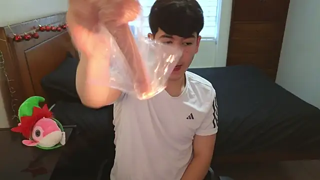 Snapshot of tightncuteass chatting on 11, 11, 2025 tightncuteass online show from 11, 11, 2025