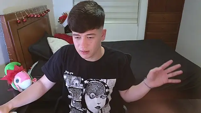 Snapshot of tightncuteass chatting on 12, 11, 2025 tightncuteass online show from 12, 11, 2025