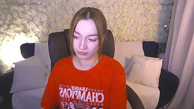 Snapshot of FoxyMayy chatting on 14, 6, 2026 FoxyMayy online show from 14, 6, 2026