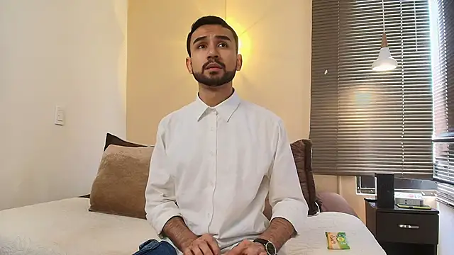 Snapshot of Axel_Moon_S chatting on 15, 9, 2025 Axel Moon S online show from 15, 9, 2025