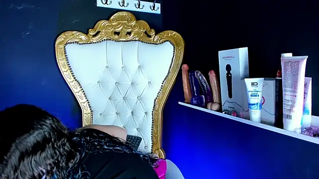 Bagiolett online show from 6, 11, 2025