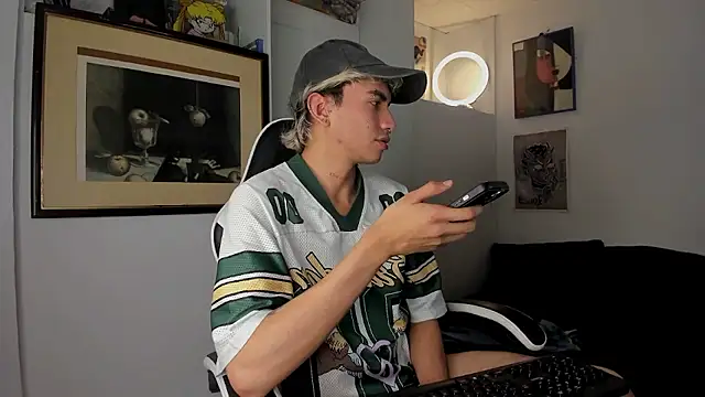 guynextdo0r online show from 15, 1, 2026