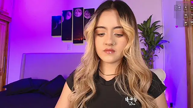 MaryMoon  online show from 5, 12, 2025