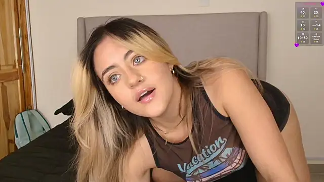 MaryMoon  online show from 16, 12, 2025