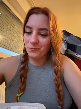 Snapshot of Anastasia2027 chatting on 24, 9, 2025 Anastasia2027 online show from 24, 9, 2025