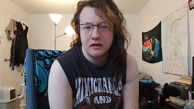 Snapshot of tbutchrat chatting on 17, 10, 2025 tbutchrat online show from 17, 10, 2025