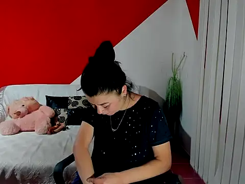 Soffy Skye online show from 29, 9, 2025