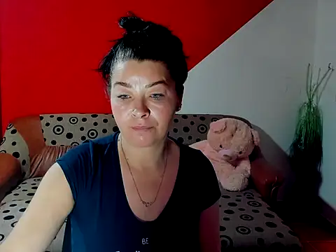 Soffy Skye online show from 8, 10, 2025