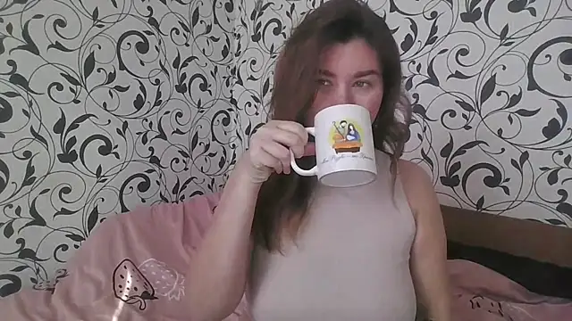 Snapshot of YourEmilie chatting on 16, 1, 2026 YourEmilie online show from 16, 1, 2026