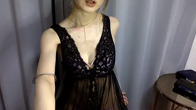 Snapshot of mari_maria chatting on 21, 9, 2025 mari maria online show from 21, 9, 2025