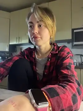 MartaLuna  online show from 9, 4, 2026