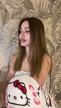 Snapshot of Elizabeth_Tay chatting on 22, 12, 2025 Elizabeth Tay online show from 22, 12, 2025