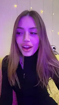 Snapshot of Elizabeth_Tay chatting on 5, 1, 2026 Elizabeth Tay online show from 5, 1, 2026