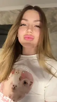 Snapshot of Elizabeth_Tay chatting on 11, 1, 2026 Elizabeth Tay online show from 11, 1, 2026