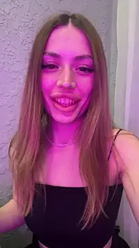 Snapshot of Elizabeth_Tay chatting on 6, 2, 2026 Elizabeth Tay online show from 6, 2, 2026