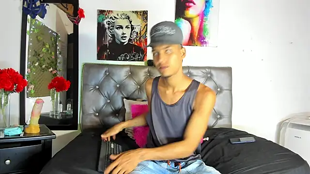 xxKamadevaxx online show from 8, 11, 2025