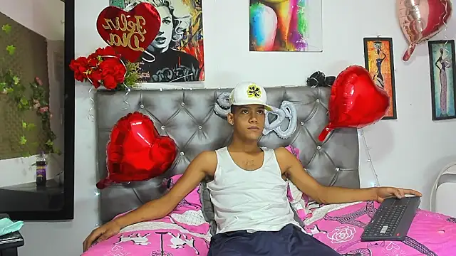 xxKamadevaxx online show from 16, 2, 2026