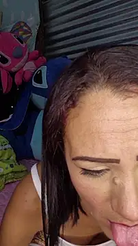 Snapshot of Lhia_ chatting on 9, 11, 2025 Lhia online show from 9, 11, 2025