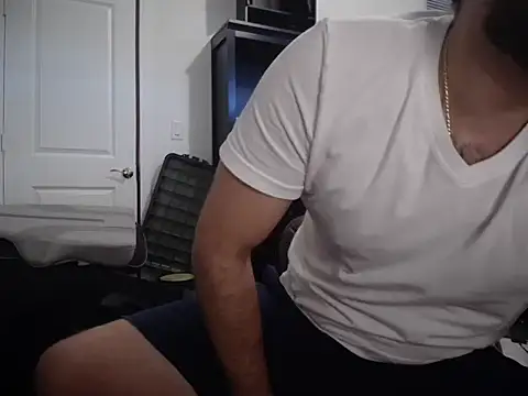 Snapshot of jasoncali305 chatting on 7, 10, 2025 jasoncali305 online show from 7, 10, 2025